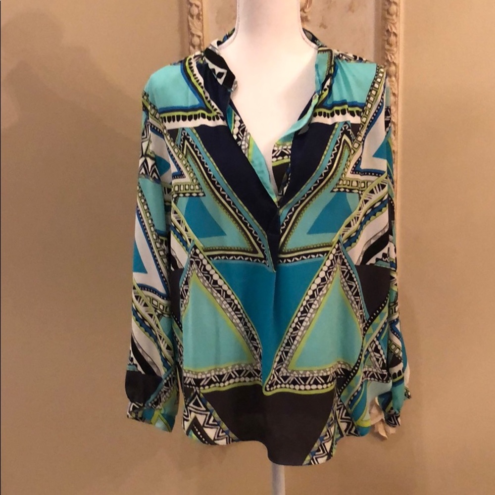 Geometrical long sleeve blouse